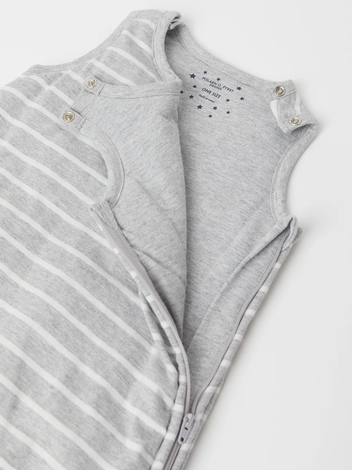 Svefnpoki með PO.P röndum