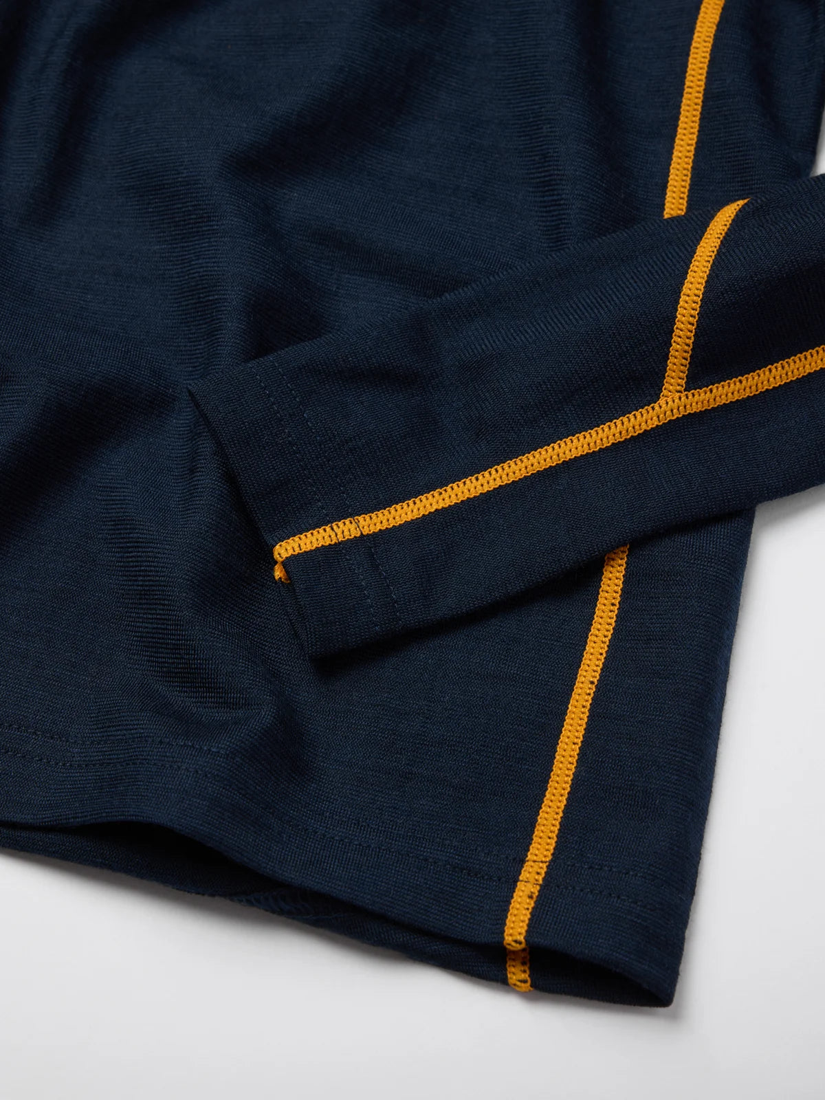 Bolur úr ullarblöndu