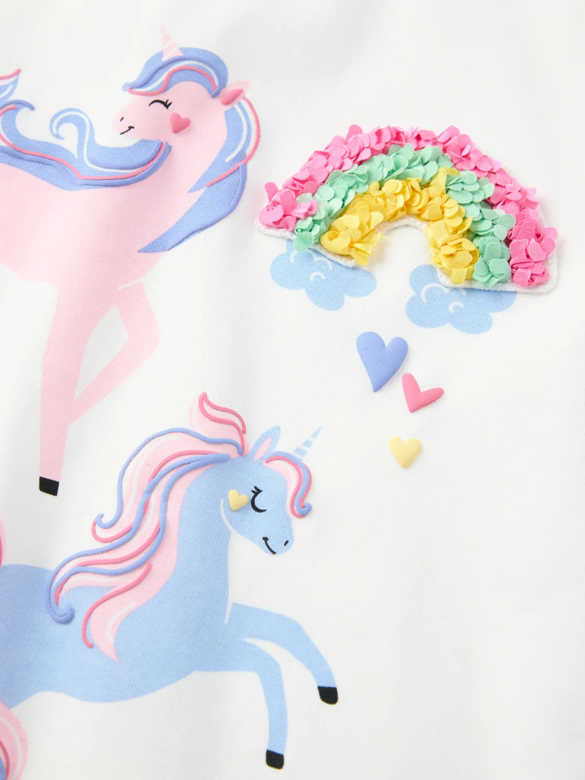 Bolur meeð einhyrningum