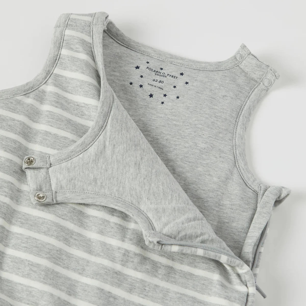 Svefnpoki með PO.P röndum