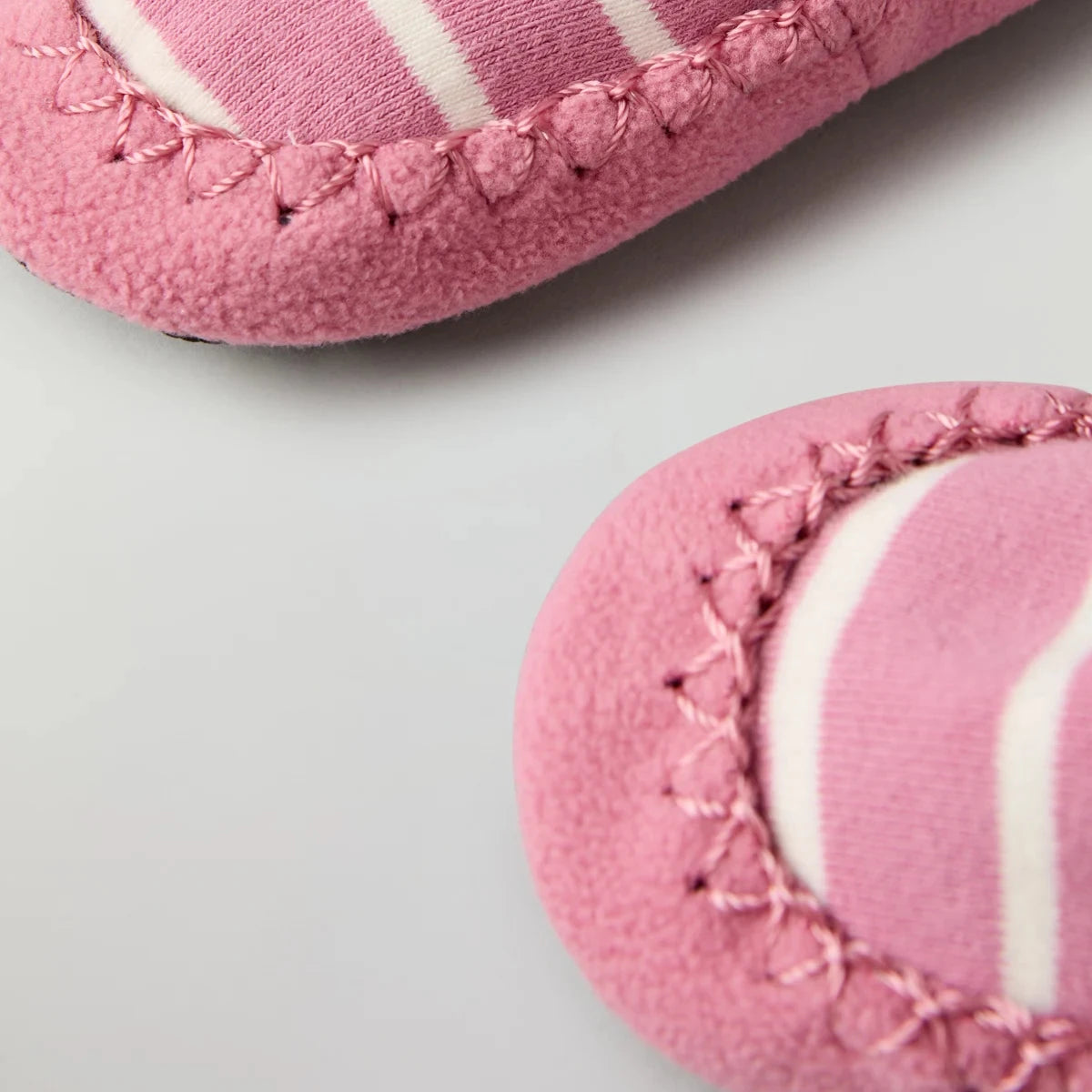 Röndóttir sokkaskór - mokkasínur