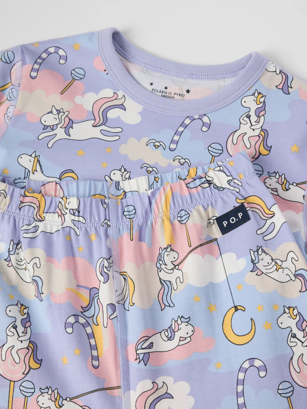 Náttföt með einhyrningum