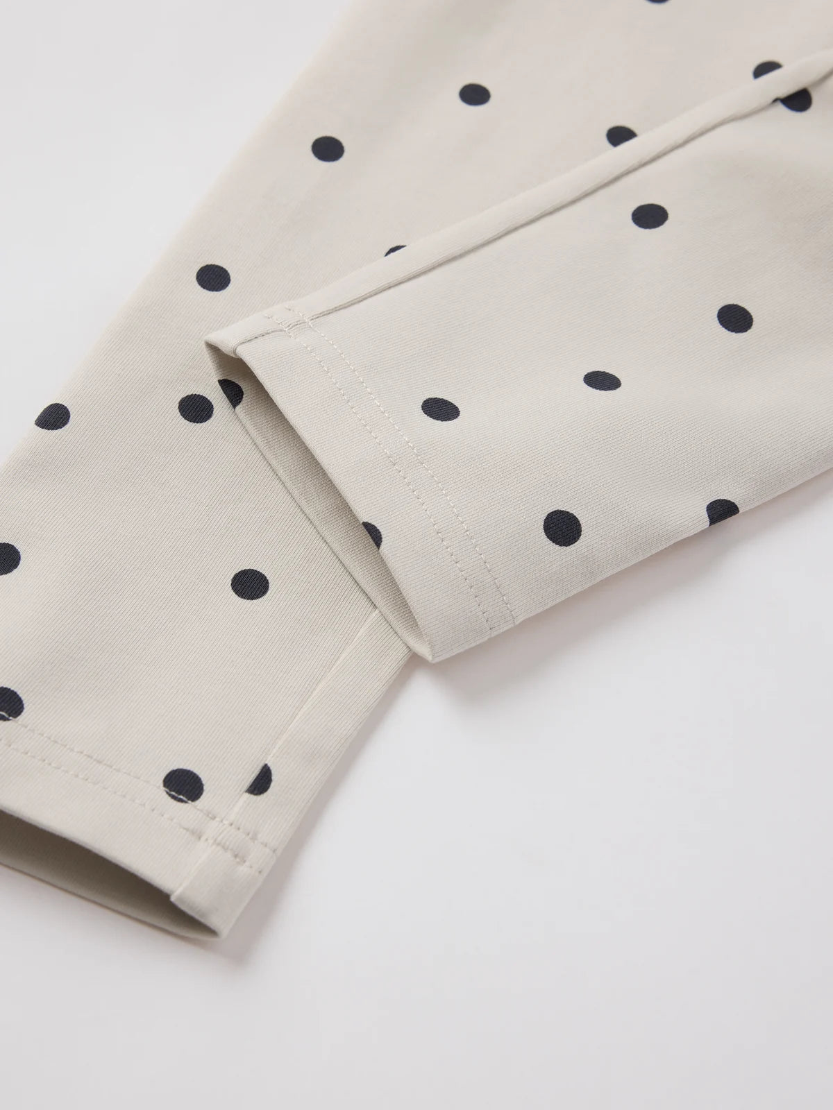 PLAY leggings með doppum