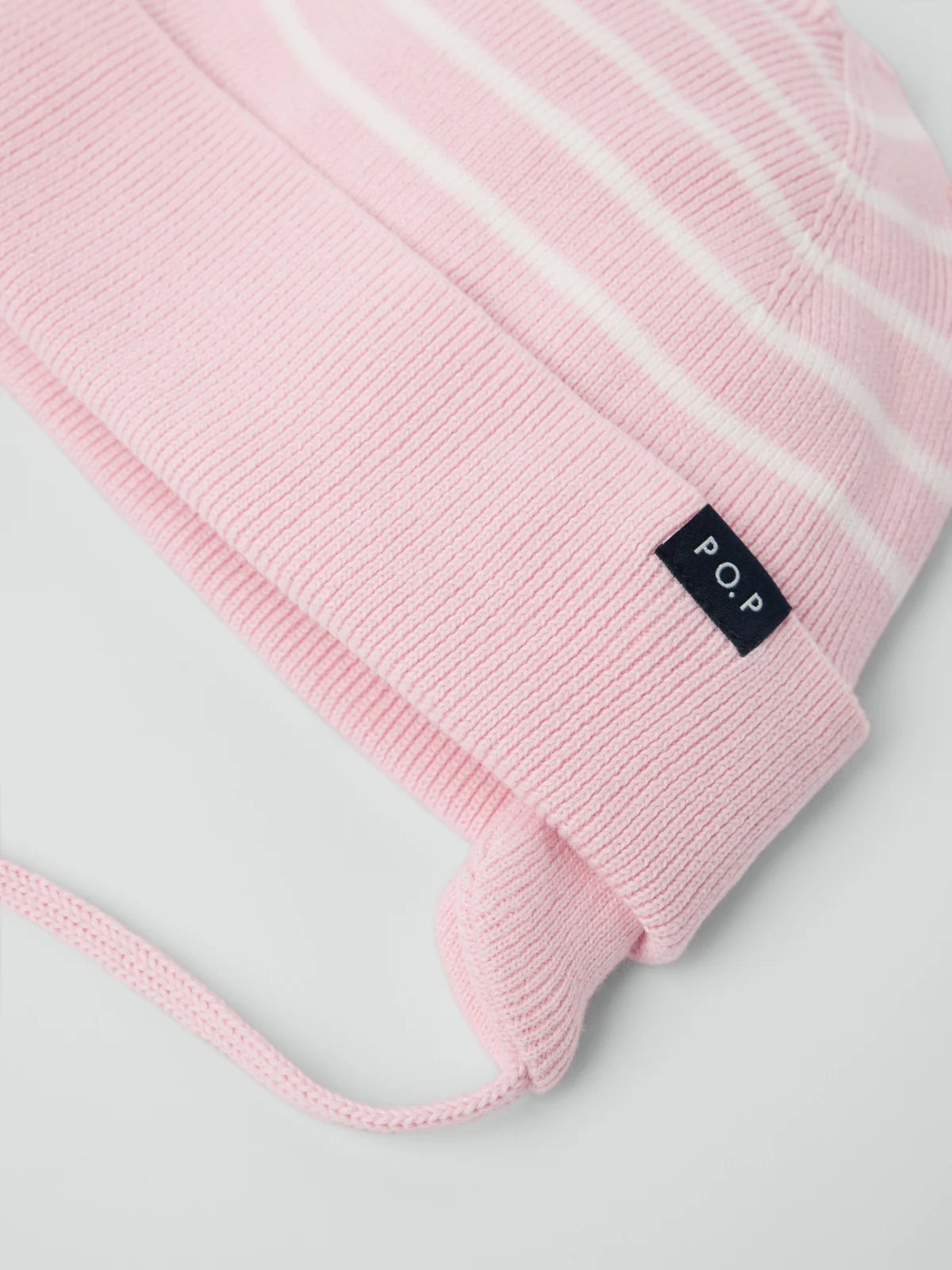 BRAMBLE ungbarnahúfa m eyrum