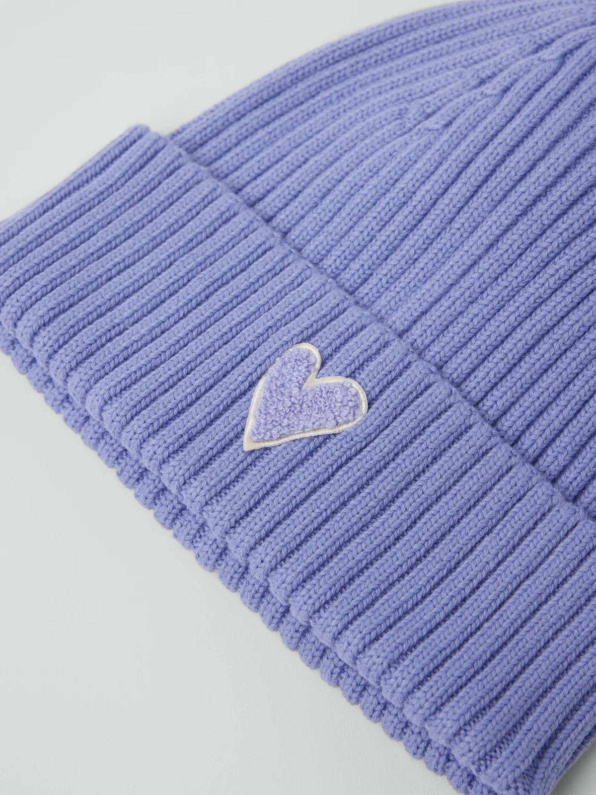 APPLE húfa með mynstri