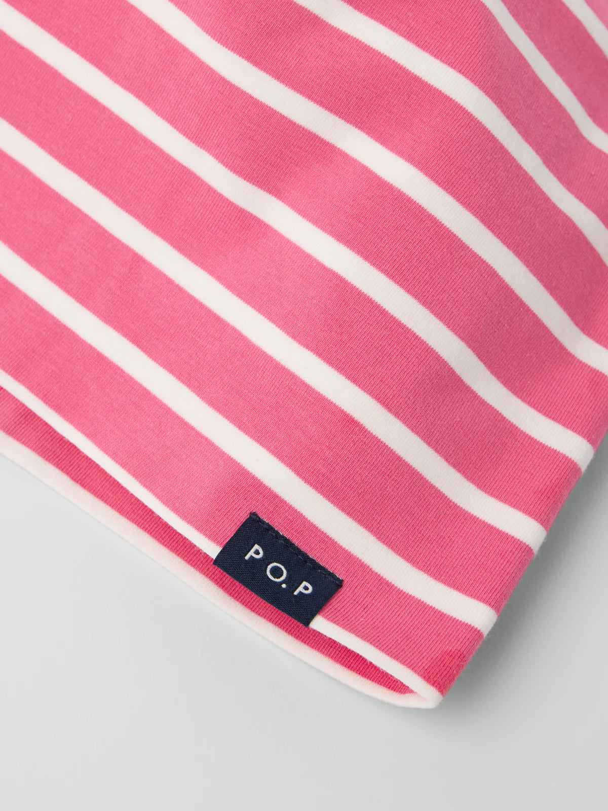 Húfa með PO.P röndum