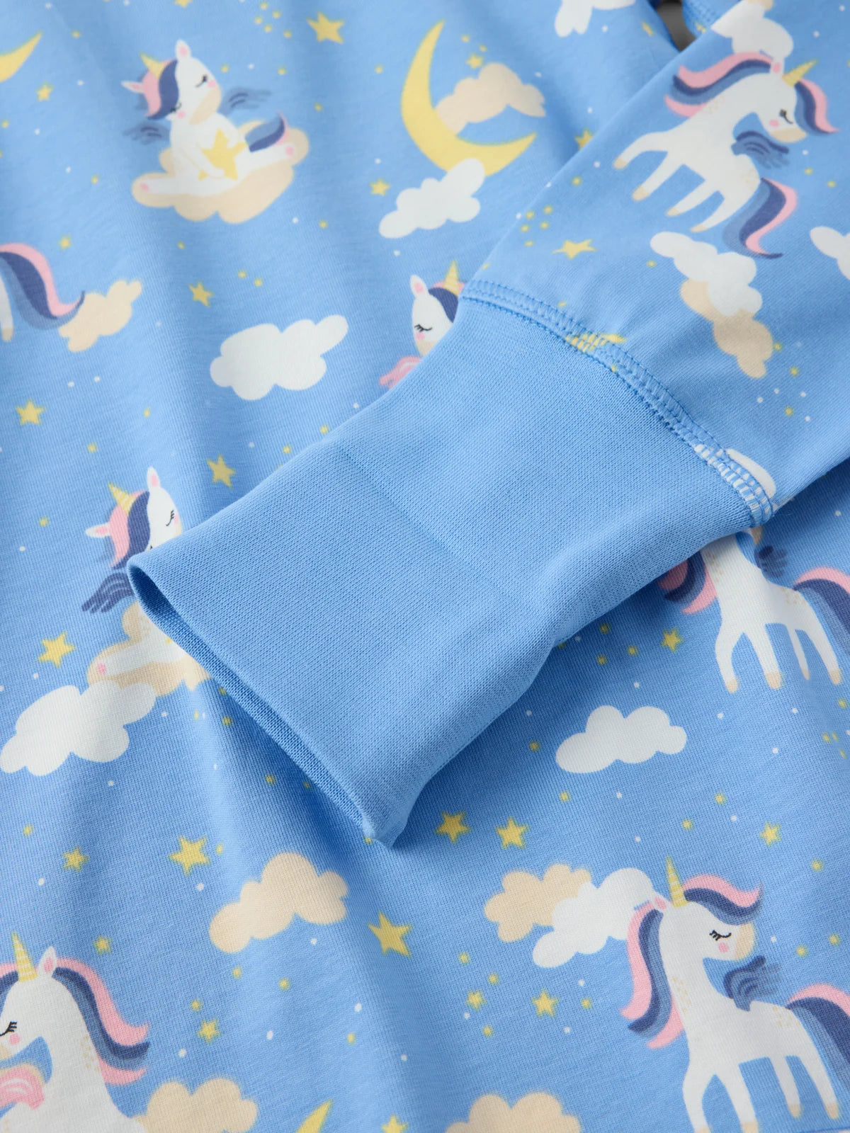 Náttföt með einhyrningum