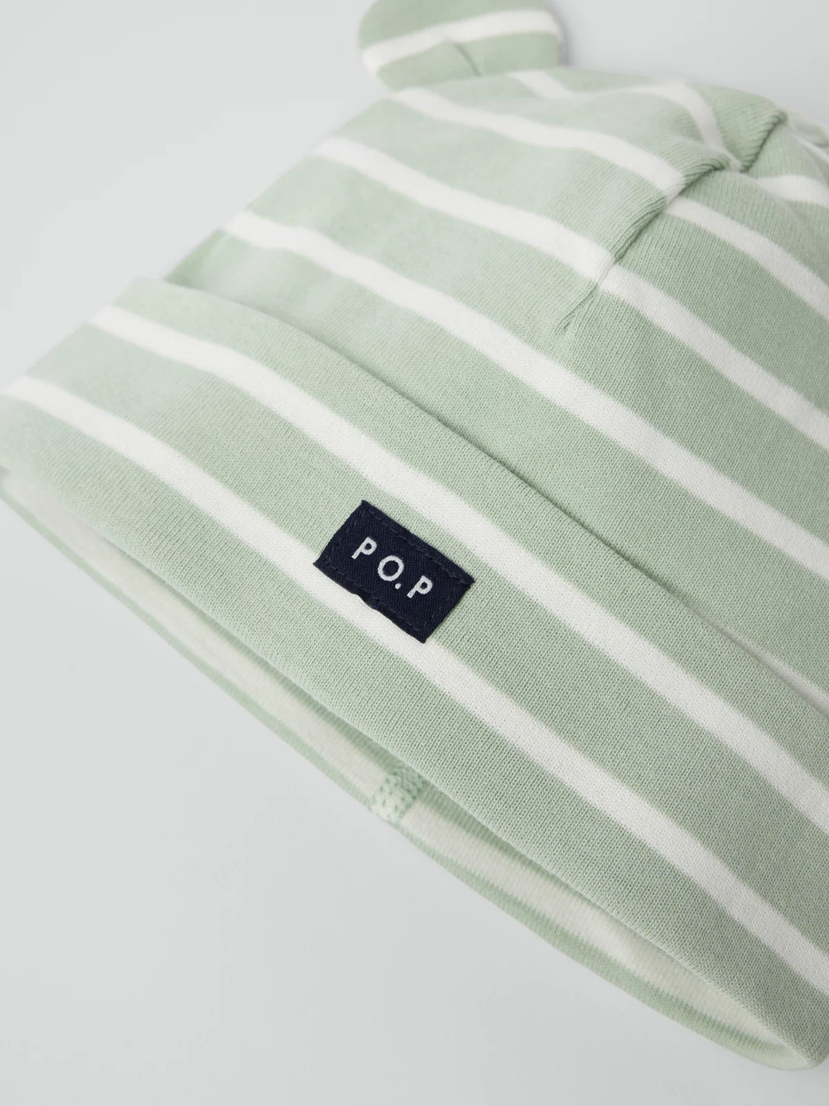 Ungbarnahúfa með PO.P röndum