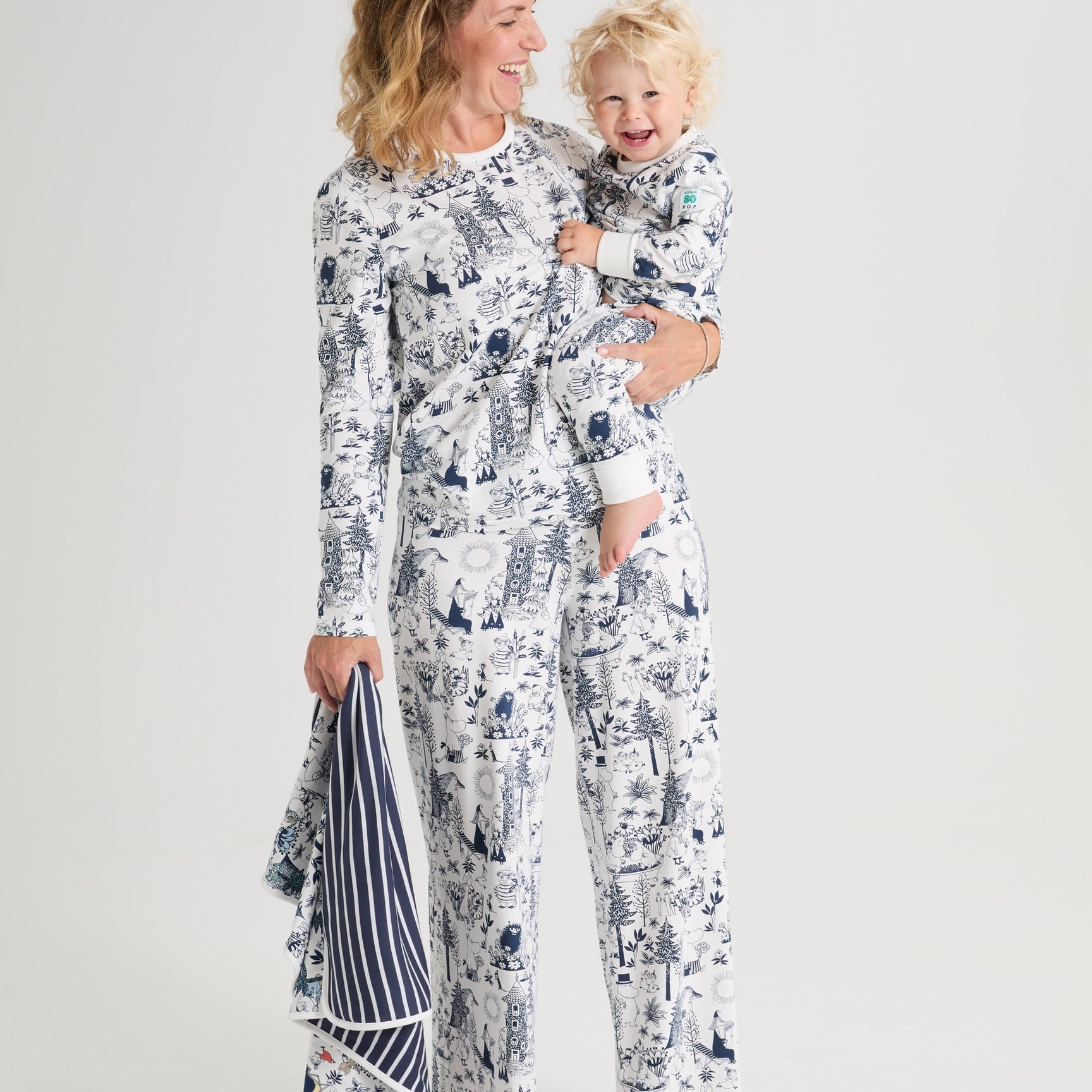 MOOMIN náttföt á fullorðna