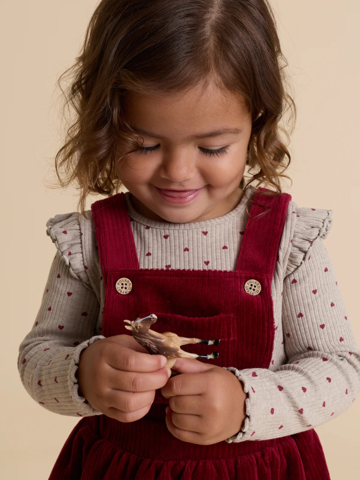 Bolur með pífu og örsmáum hjörtum